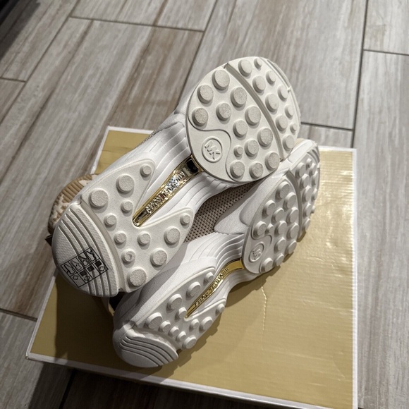 Michael Kors Katrina Knit Bootie Repeat Knit Sneakers Light Cream Multi - Picture 6 of 7